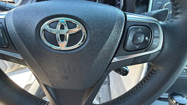 Used 2016 Toyota Camry XLE w/ Moonroof Package FWD image 20