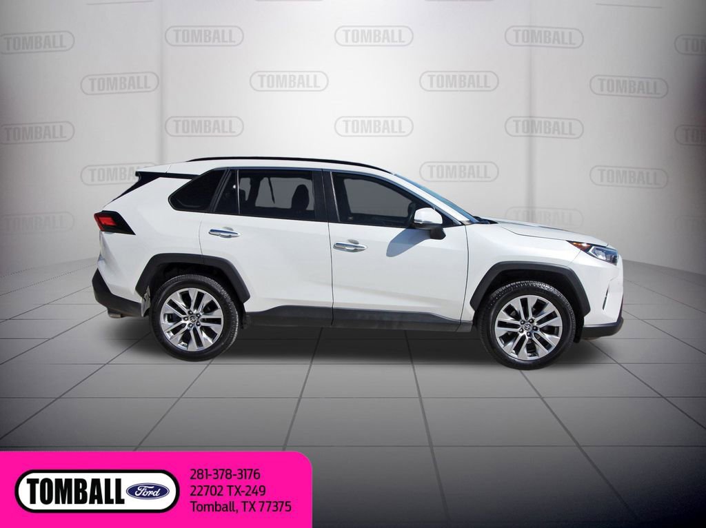 Used 2019 Toyota RAV4 Limited w/ Cold Weather Package image 8
