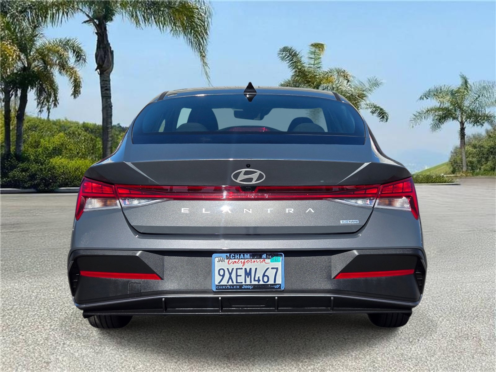 Used 2026 Hyundai Elantra Hybrid FWD image 5