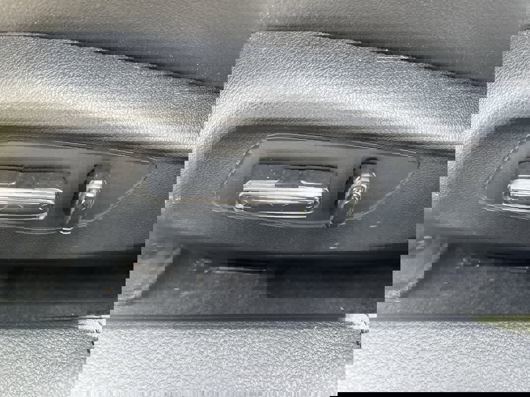 Used 2022 Honda Civic Touring image 12