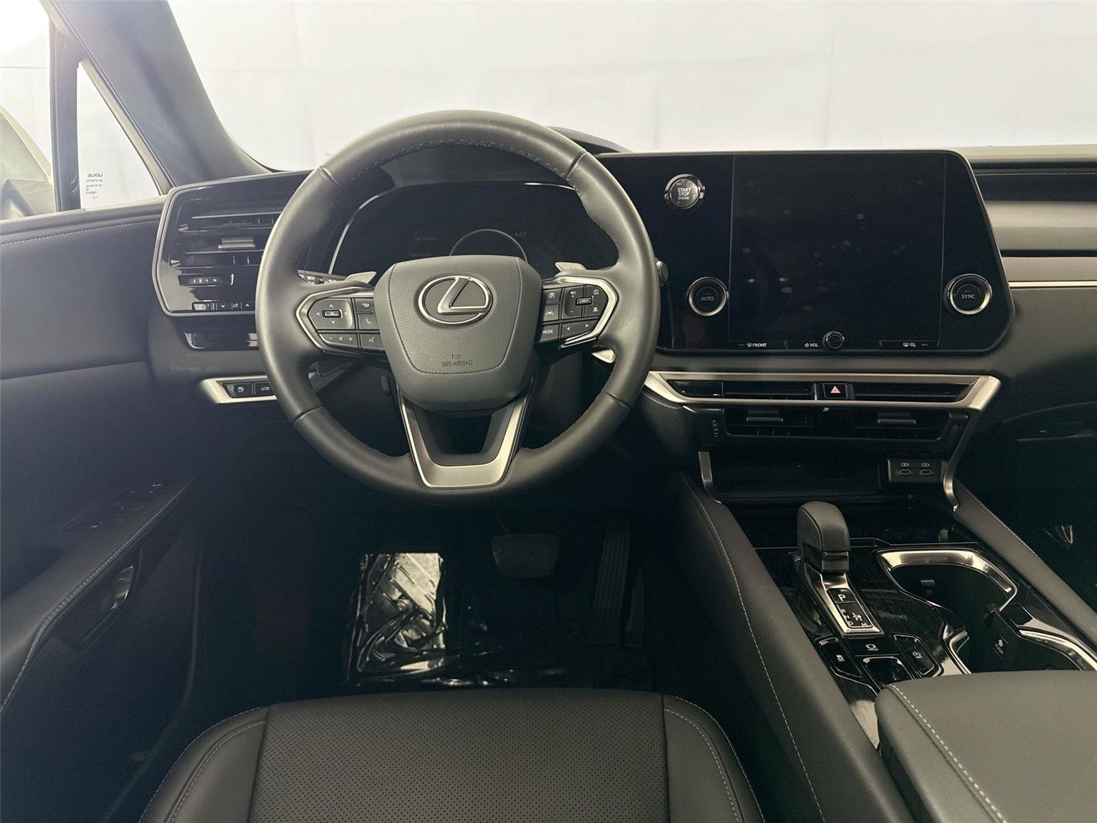 Used 2024 Lexus RX 350 FWD w/ Technology Package image 28