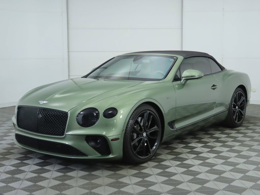 Used 2024 Bentley Continental GT image 9