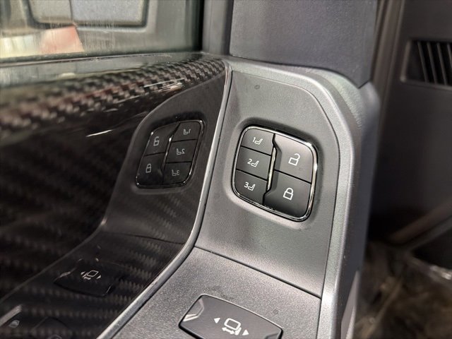 New 2026 Ford F350 Lariat w/ Black Appearance Package image 38