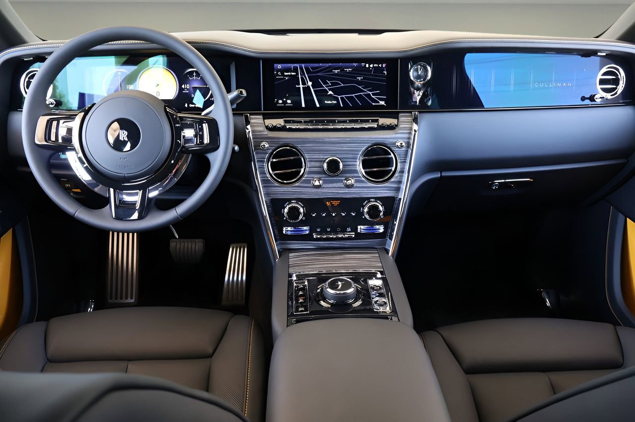 New 2026 Rolls-Royce Cullinan image 4