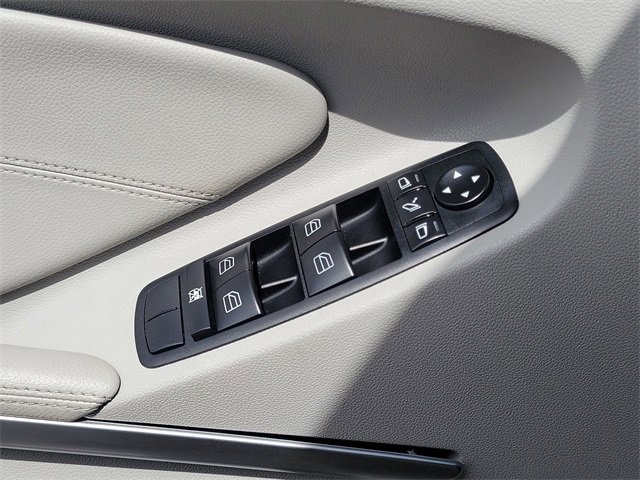 Used 2011 Mercedes-Benz ML 350 2WD image 25