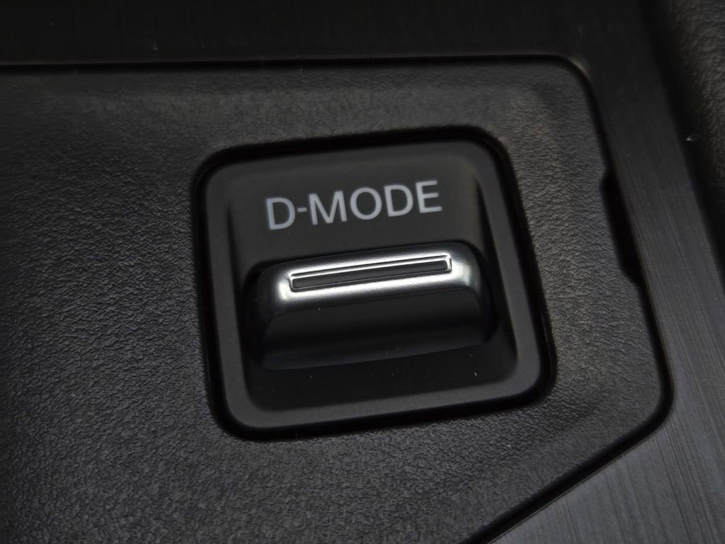 New 2026 Nissan Kicks S image 21