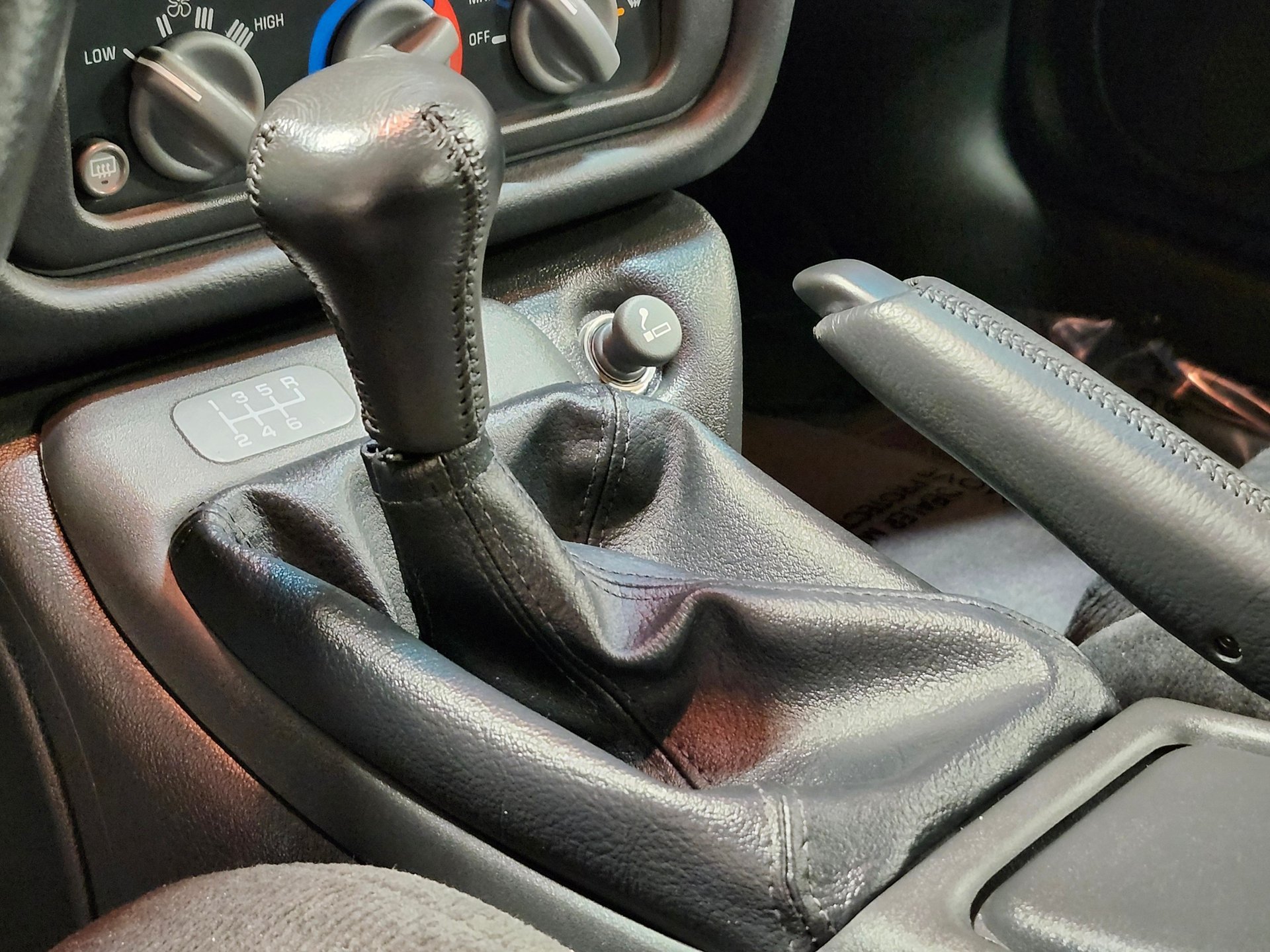 Used 1996 Pontiac Firebird Trans Am RWD image 11