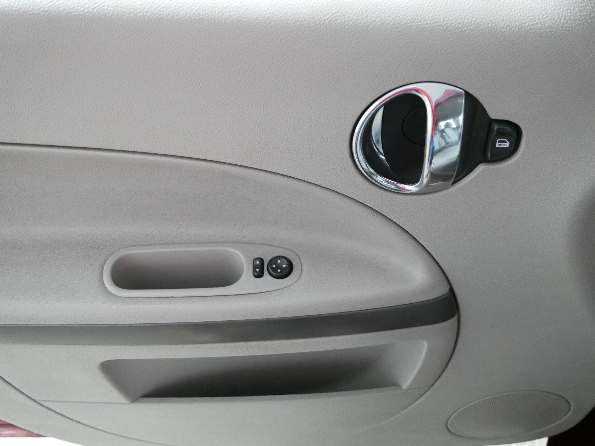 Used 2007 Chevrolet HHR LT FWD image 19