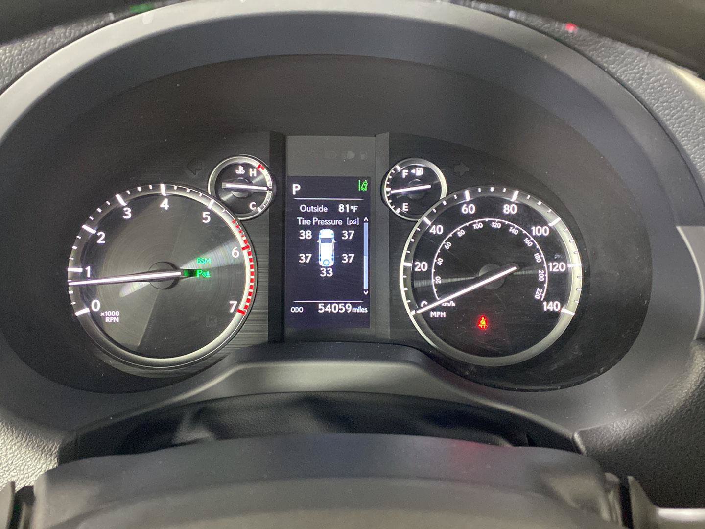 Used 2022 Lexus GX 460 Premium w/ Premium Plus Package AWD/4WD image 18