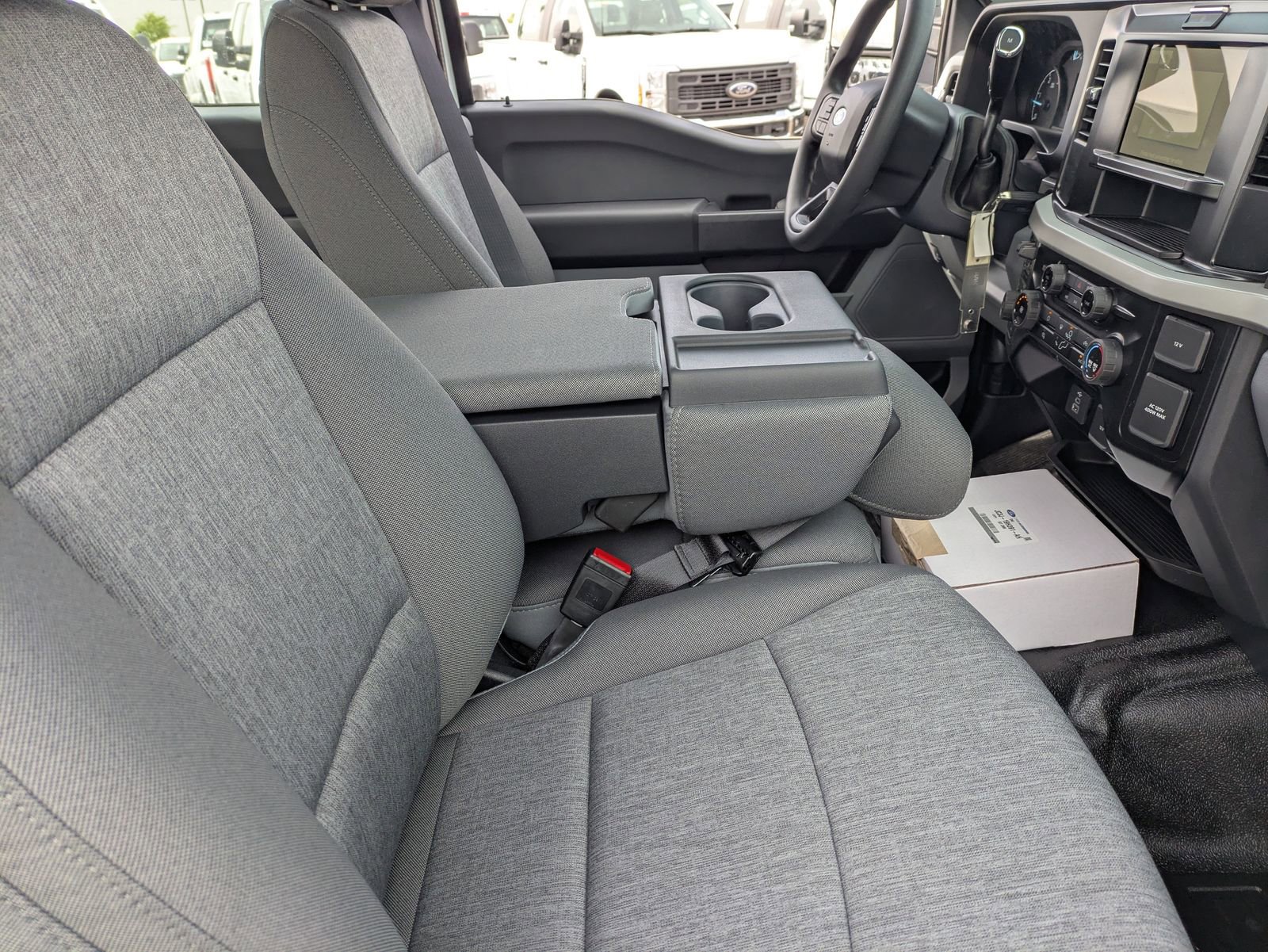 New 2026 Ford F550 4x4 Supercab Super Duty image 42