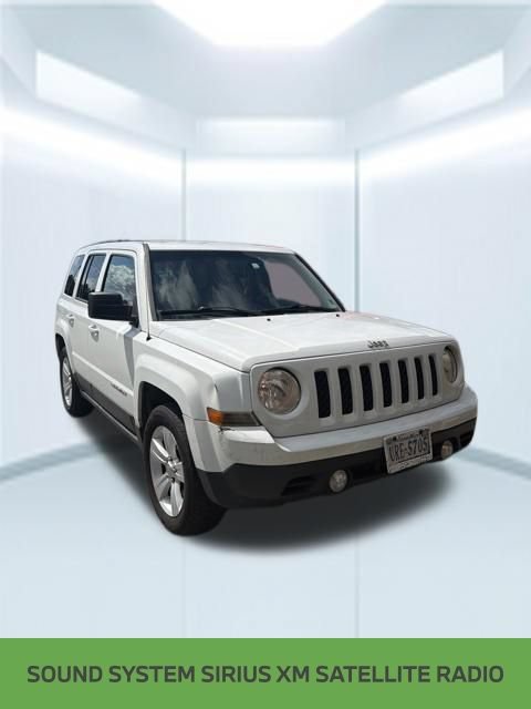 Used 2016 Jeep Patriot Latitude FWD image 4