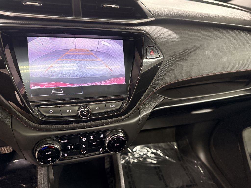 Used 2021 Chevrolet TrailBlazer RS w/ Sun and Liftgate Package AWD/4WD image 20