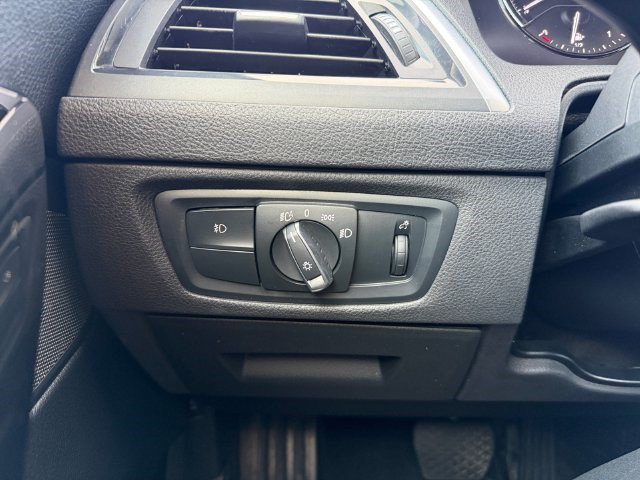 Used 2018 BMW 230i Convertible RWD image 26