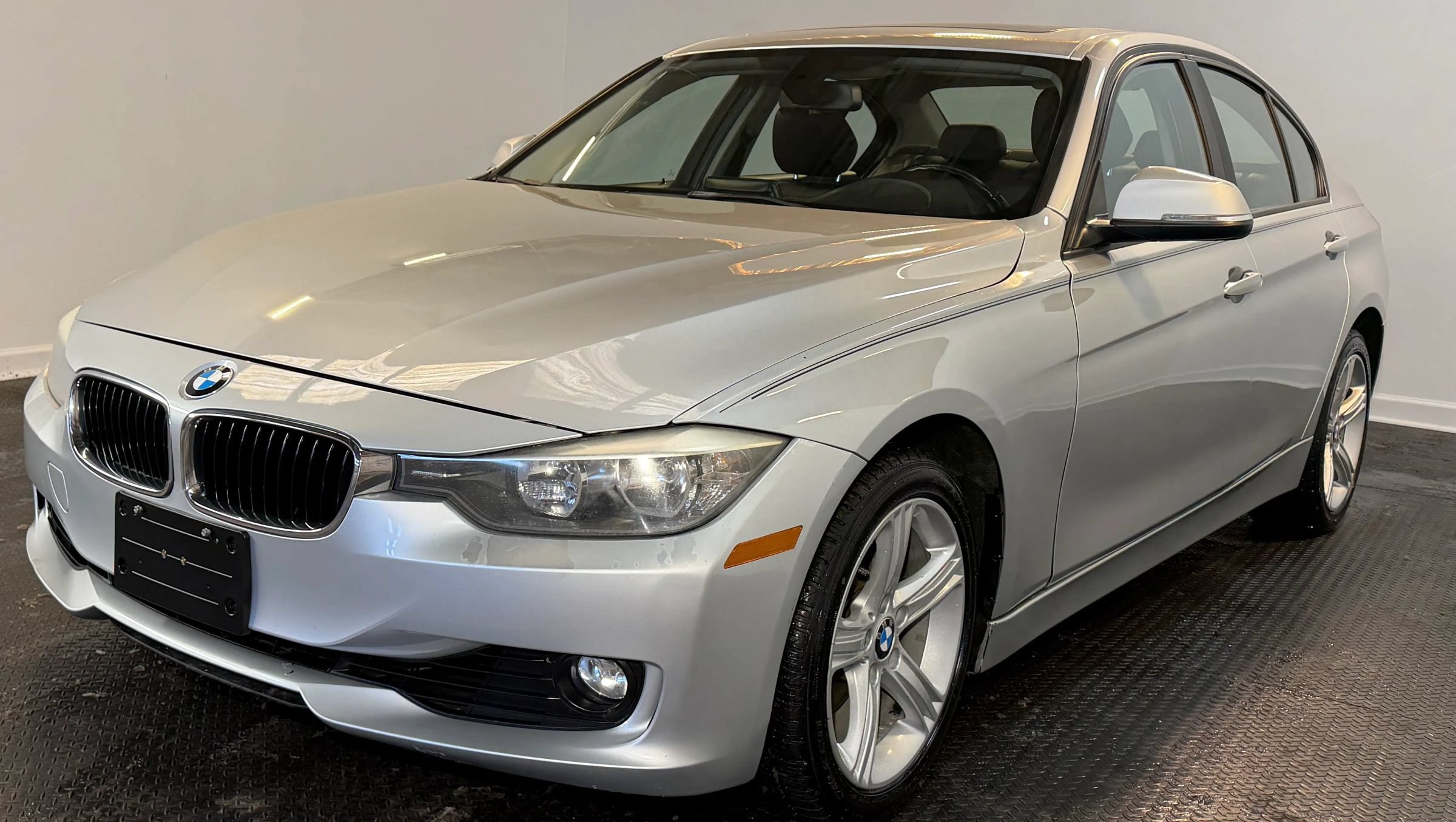 Used 2012 BMW 328i Sedan RWD image 4