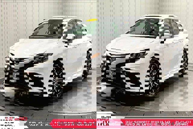 Used 2023 Toyota Camry SE
