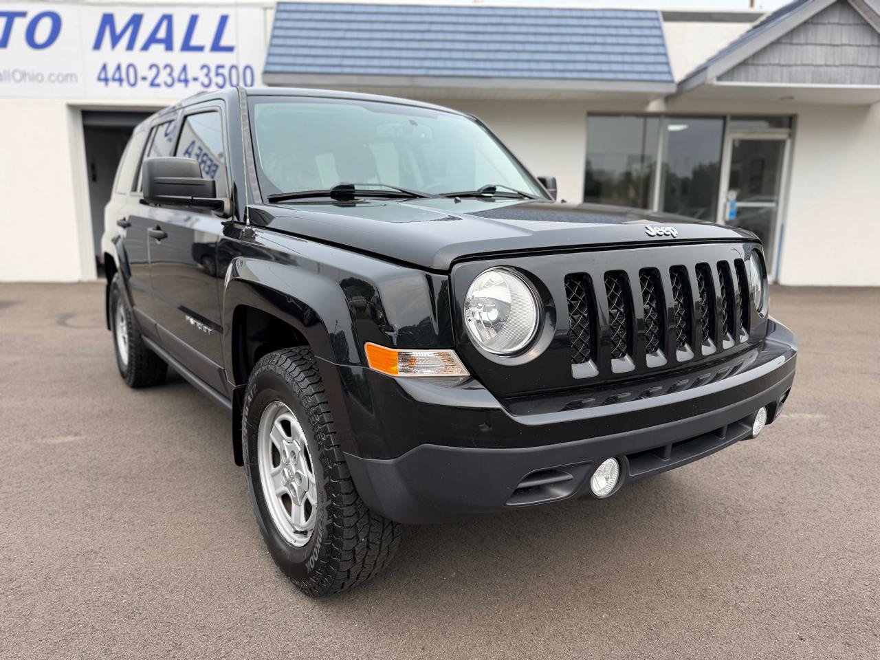 Used 2016 Jeep Patriot Sport FWD image 5