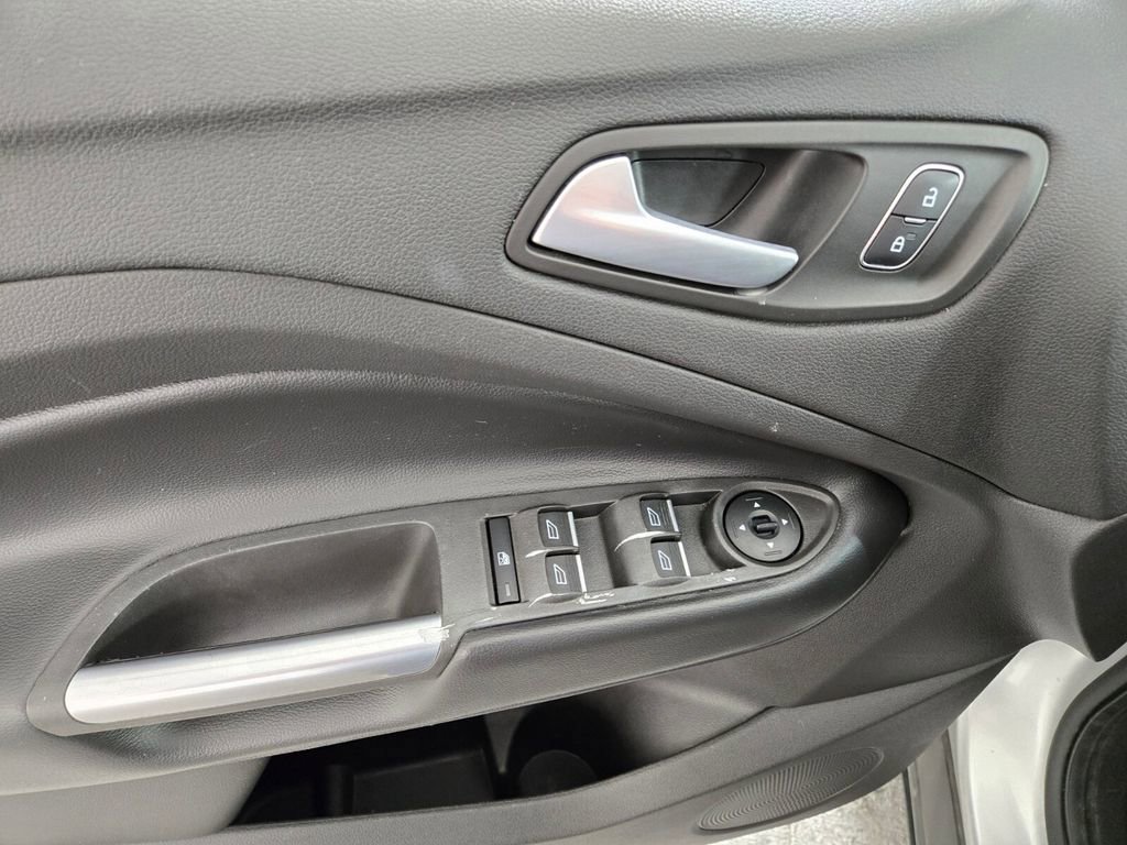 Used 2019 Ford Escape SEL FWD image 24