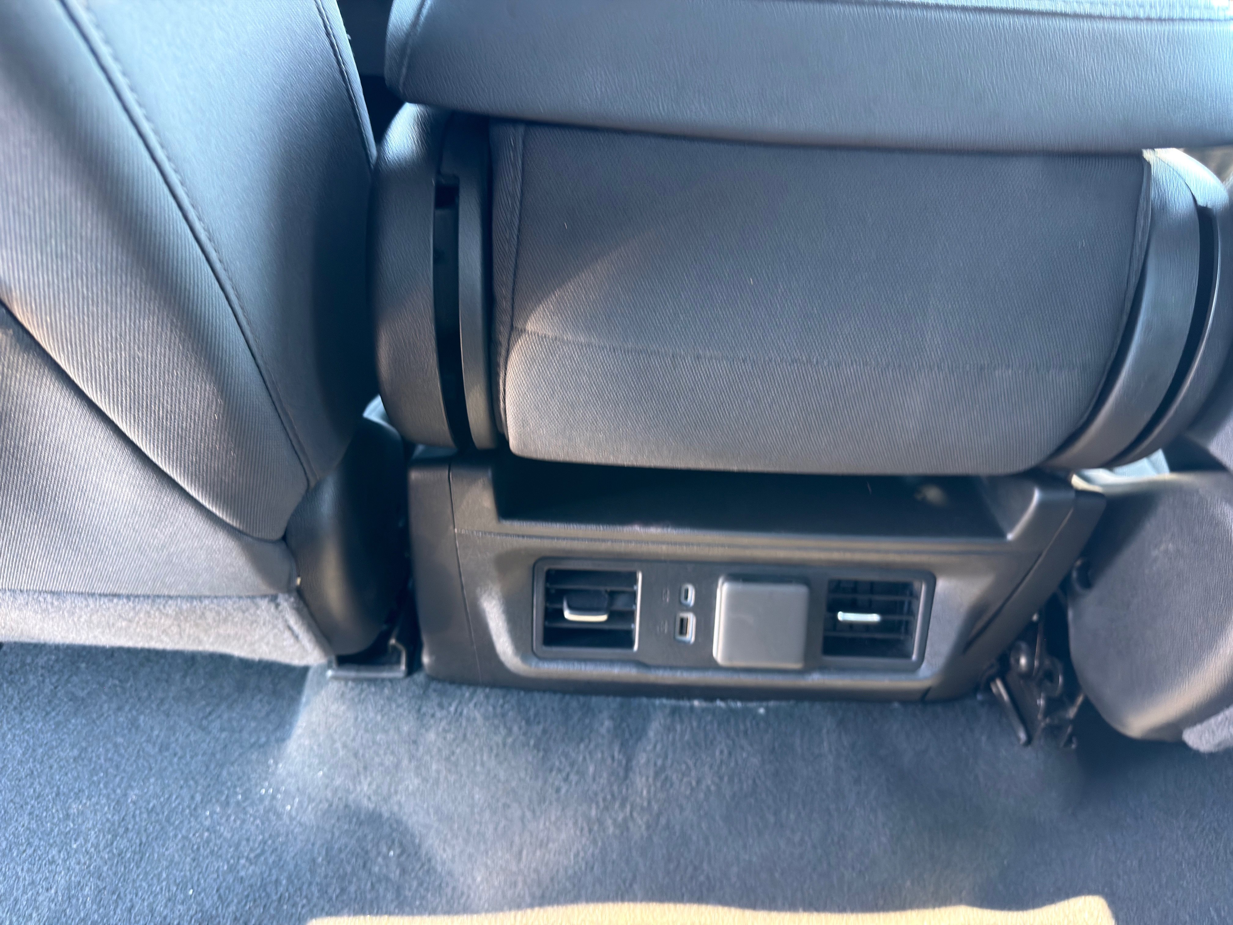 Used 2025 Chevrolet Silverado 2500 LT w/ Convenience Package image 24