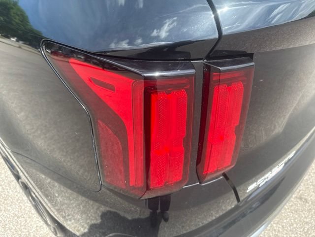 Used 2023 Kia Sorento SX AWD/4WD image 10