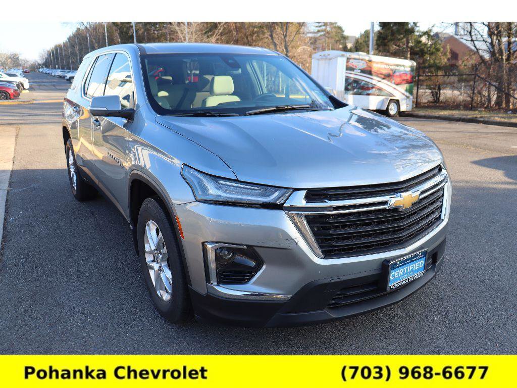 Used 2023 Chevrolet Traverse LS w/ Safety Package image 1