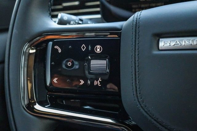 New 2025 Land Rover Range Rover Sport Dynamic SE image 35