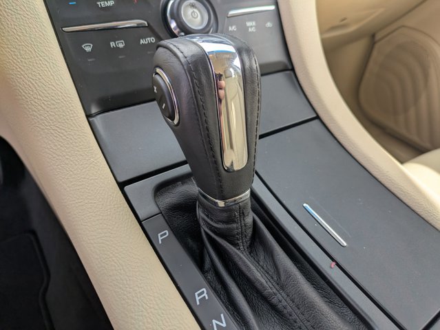 Used 2013 Ford Taurus SEL image 11