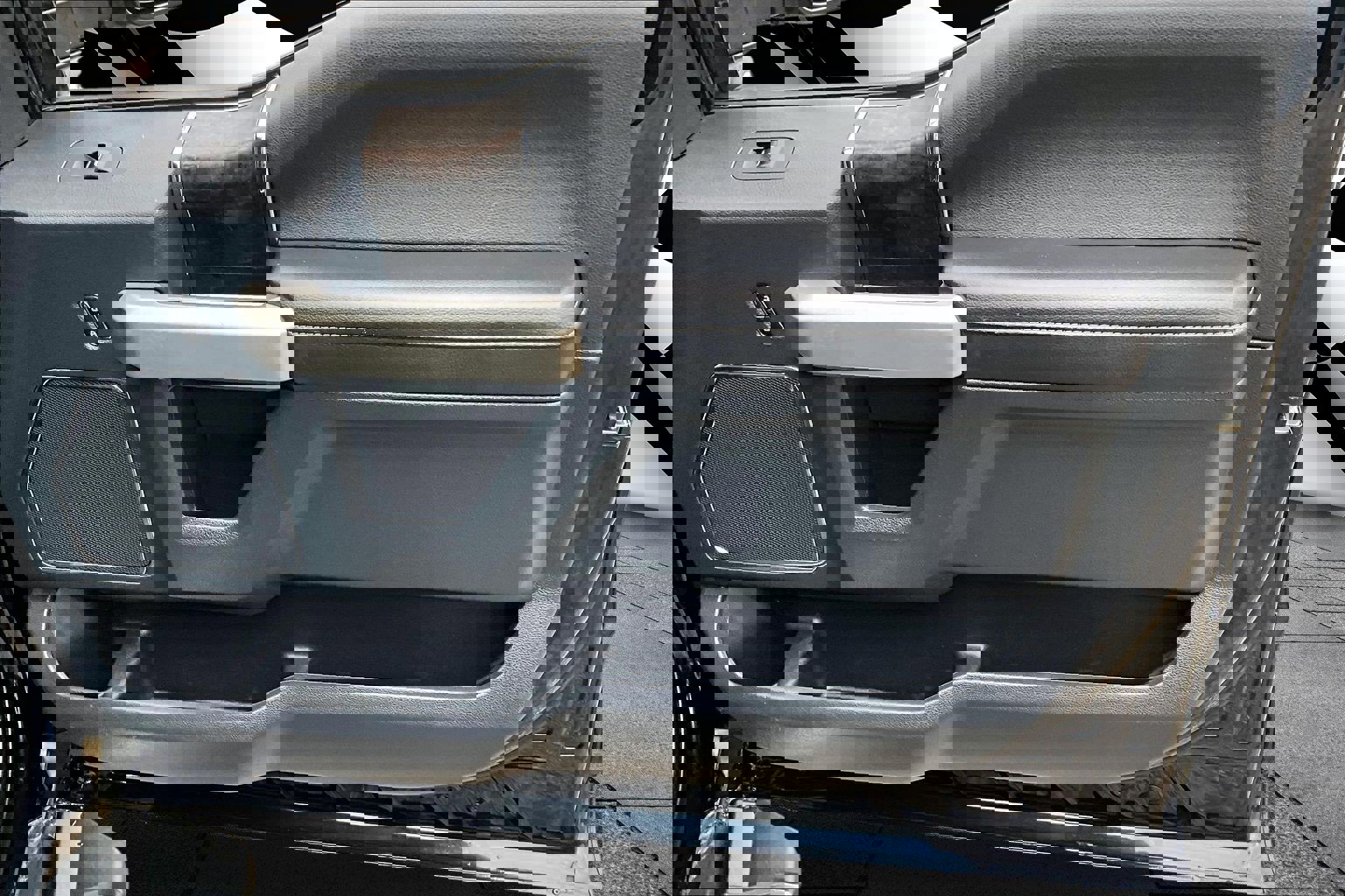 Used 2022 Ford F350 Lariat w/ Lariat Ultimate Package image 19