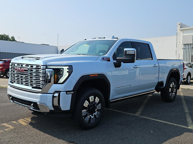 New 2026 GMC Sierra 2500 Denali w/ Denali Reserve Package AWD/4WD image 3
