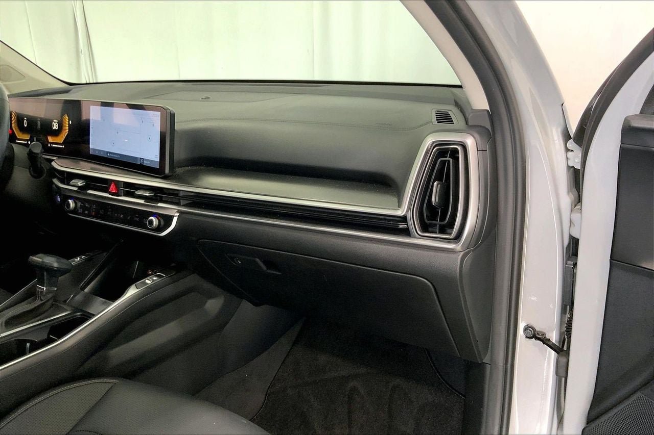 Used 2024 Kia Sorento S w/ Panoramic Sunroof Package AWD/4WD image 16