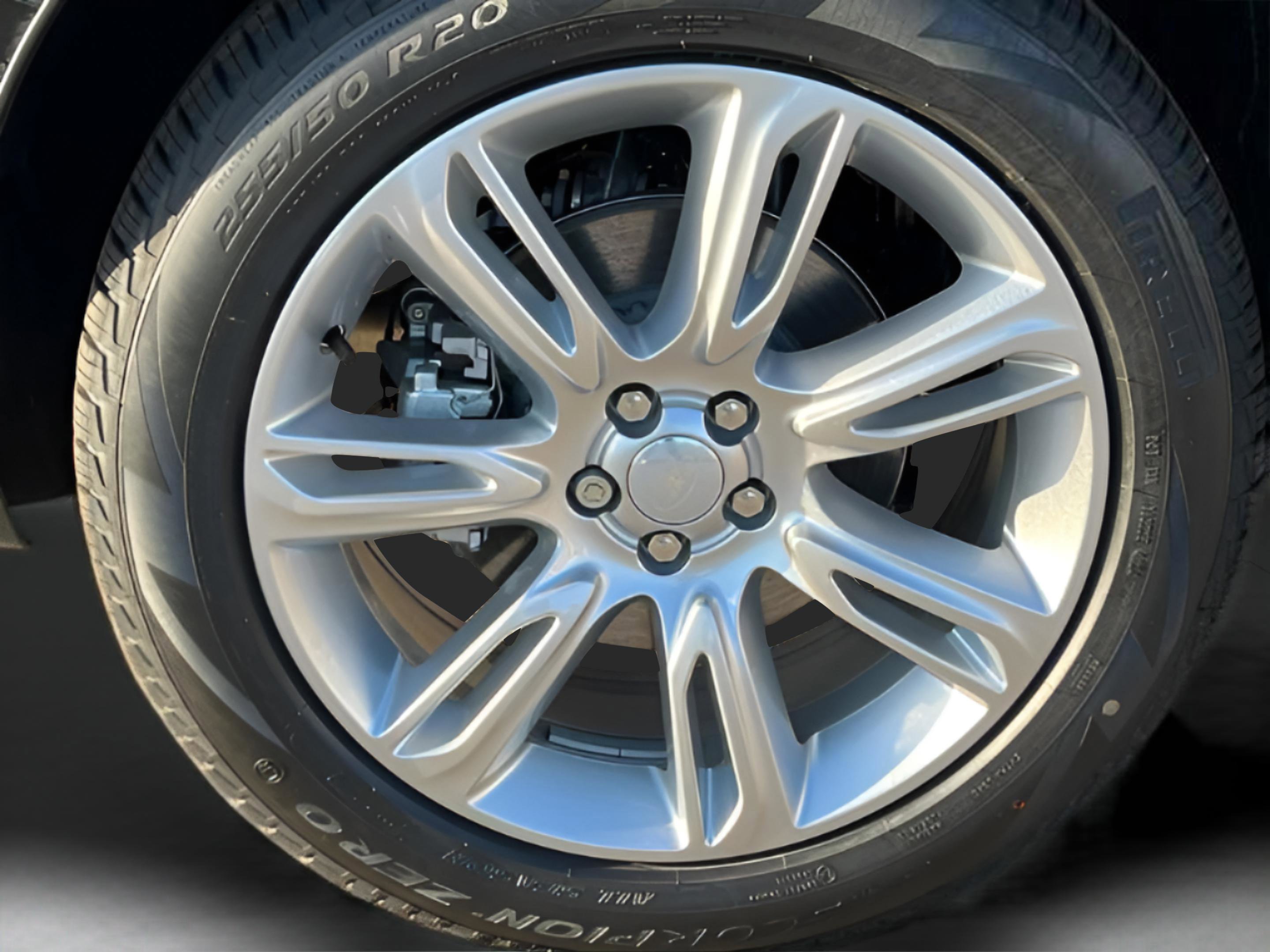 Certified 2026 Land Rover Range Rover Velar S image 5