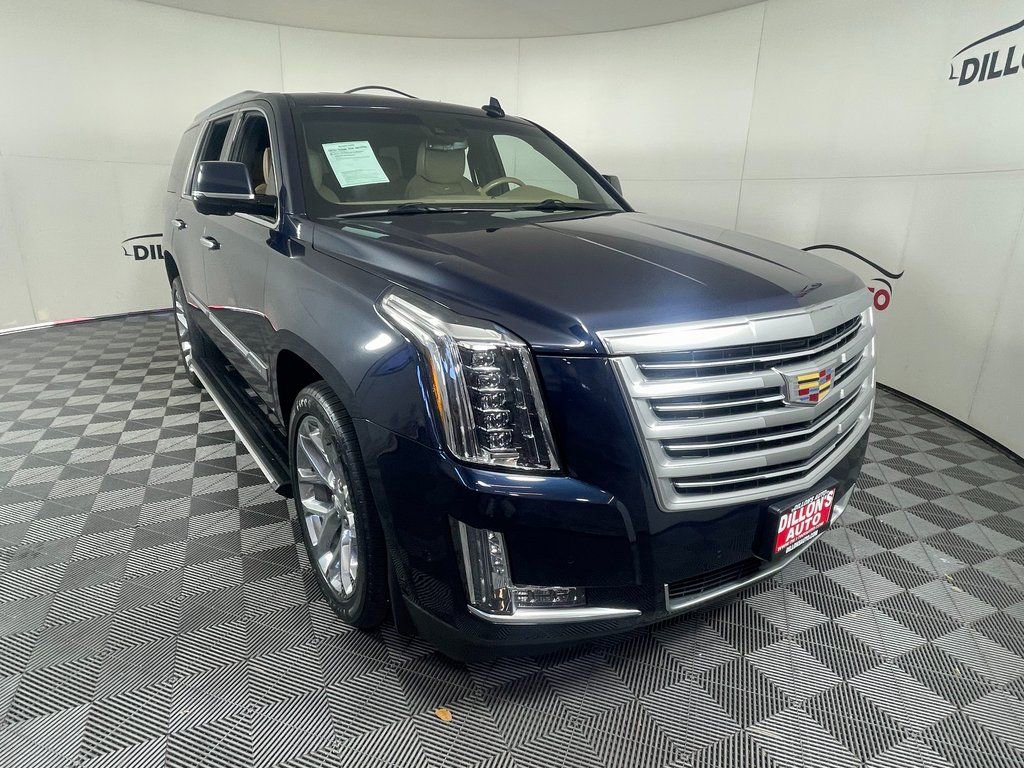 Used 2018 Cadillac Escalade Platinum image 10