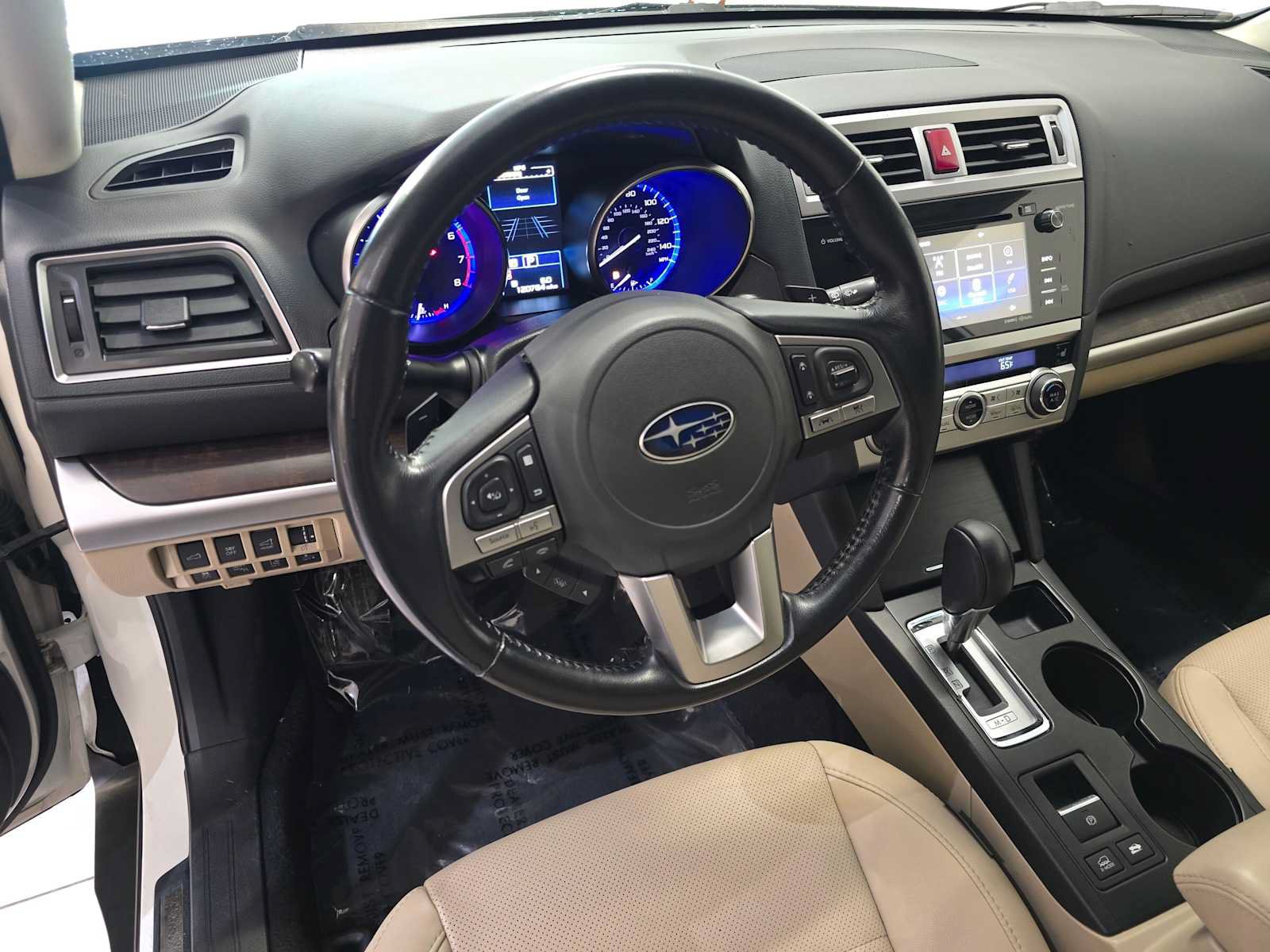 Used 2016 Subaru Outback 2.5i Limited AWD/4WD image 2