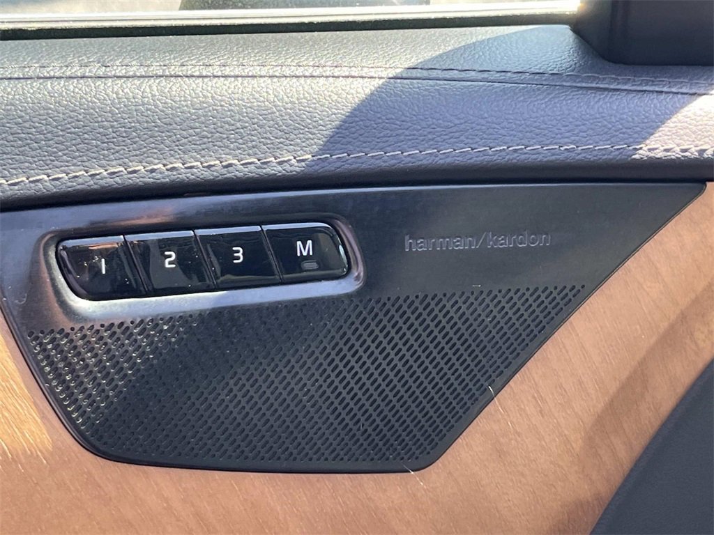 Used 2019 Volvo XC90 T6 Inscription w/ Advanced Package image 29