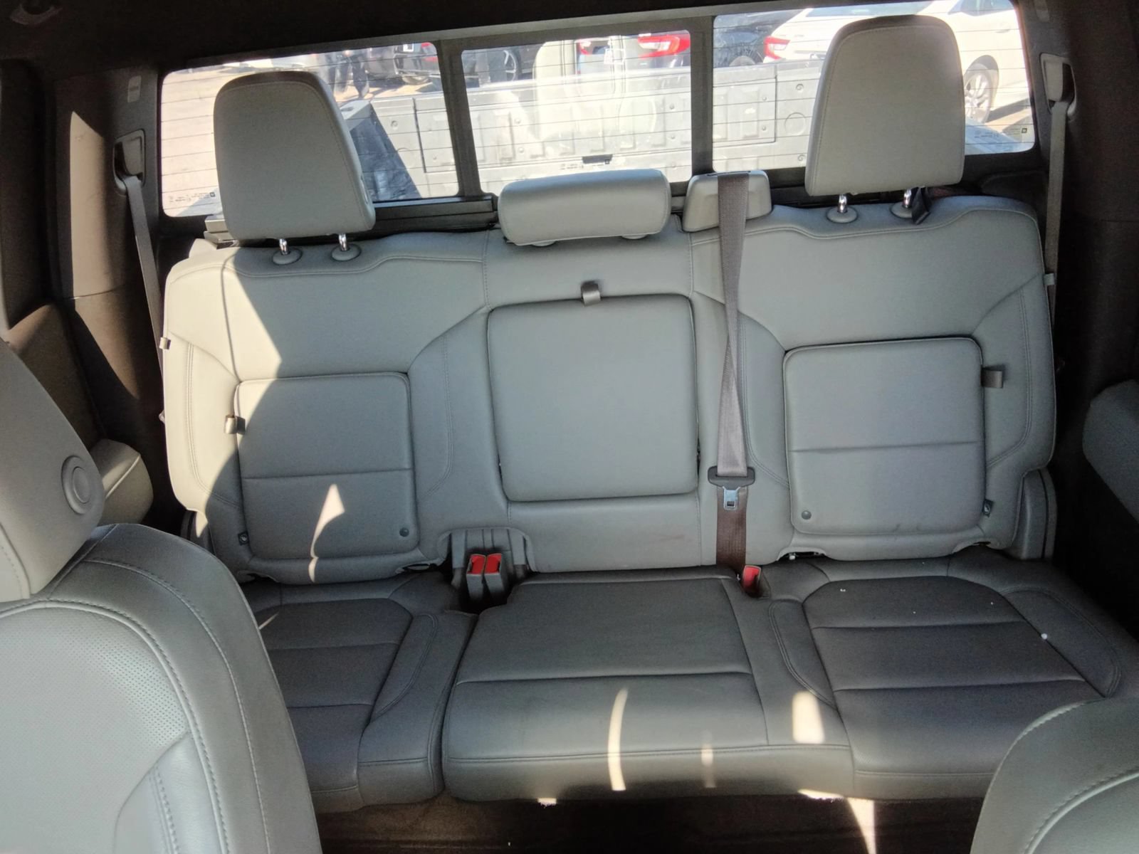 Used 2020 GMC Sierra 1500 SLT w/ SLT Premium Package AWD/4WD image 34