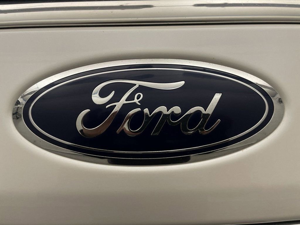 Used 2018 Ford Expedition Max XLT w/ Equipment Group 201A image 24