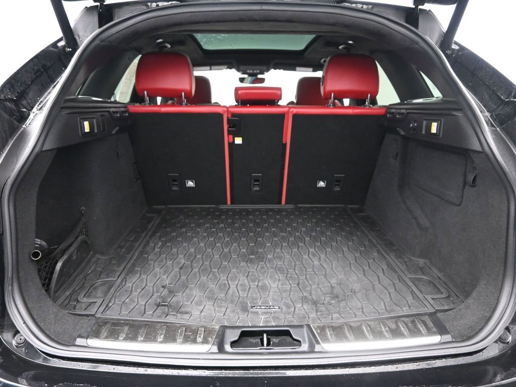 Used 2020 Jaguar F-PACE S image 25