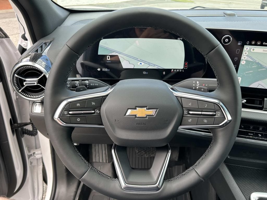 New 2026 Chevrolet Equinox LT w/ LPO, Floor Liner Package FWD image 9