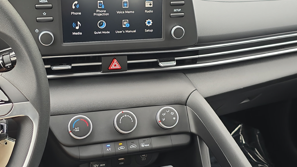 New 2026 Hyundai Elantra SE FWD image 21
