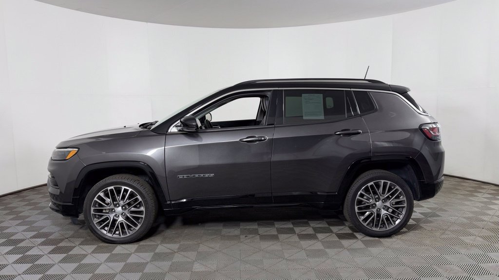 Used 2022 Jeep Compass Limited w/ Elite Group AWD/4WD image 5