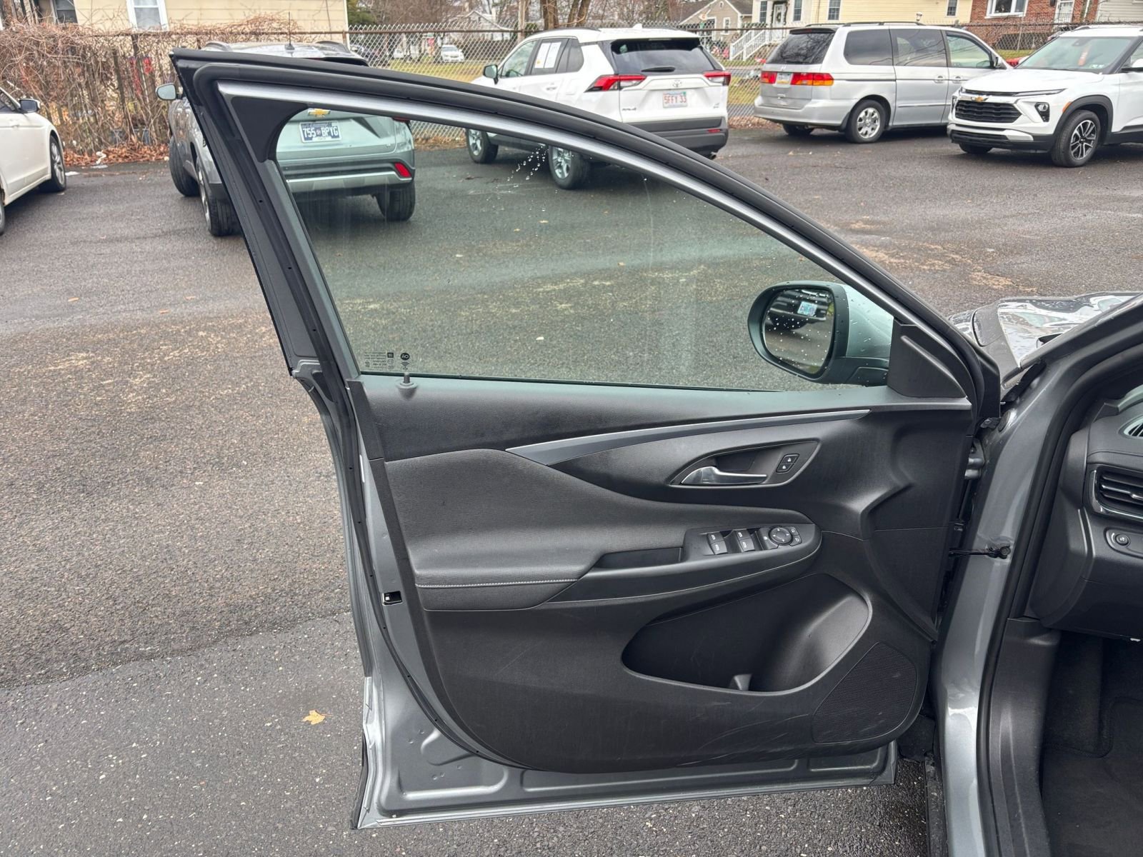 Used 2025 Buick Envista Preferred image 20