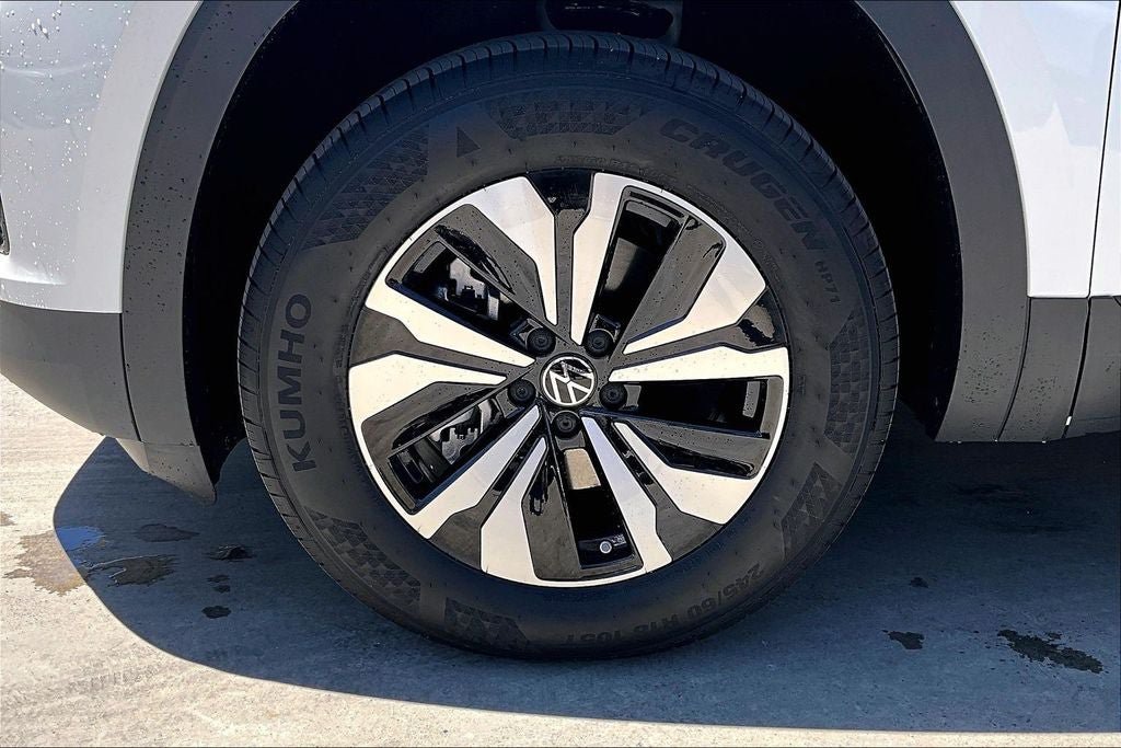New 2026 Volkswagen Atlas Cross Sport SE AWD/4WD image 8