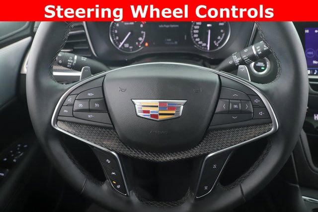 Used 2025 Cadillac XT5 Sportv image 22