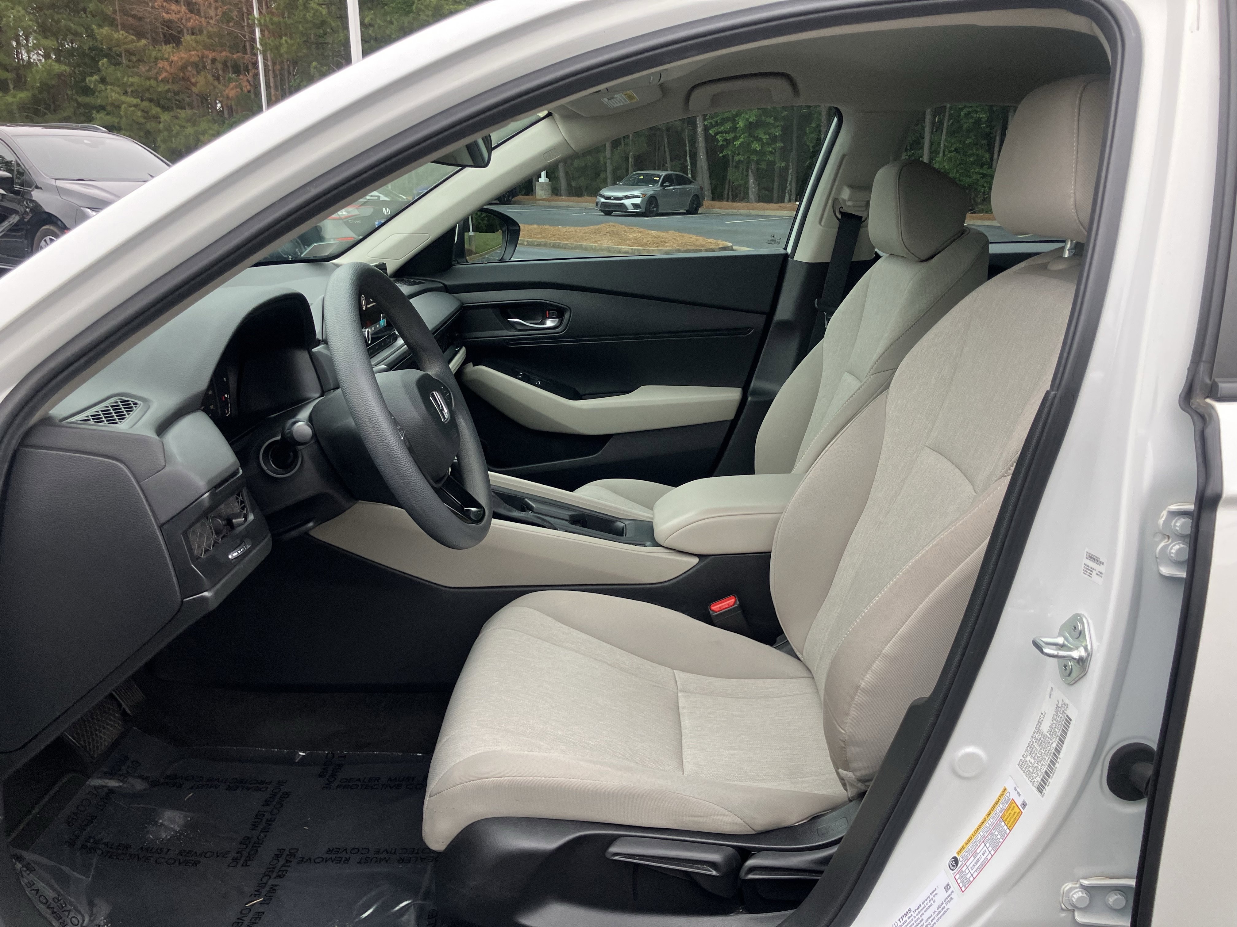 Used 2023 Honda Accord LX image 16