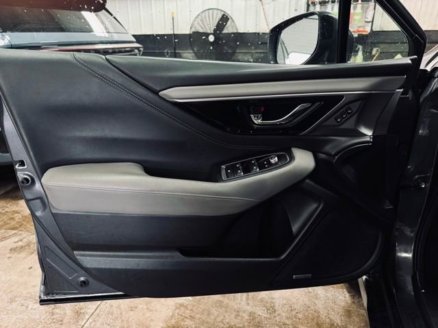 Used 2023 Subaru Outback Limited image 13