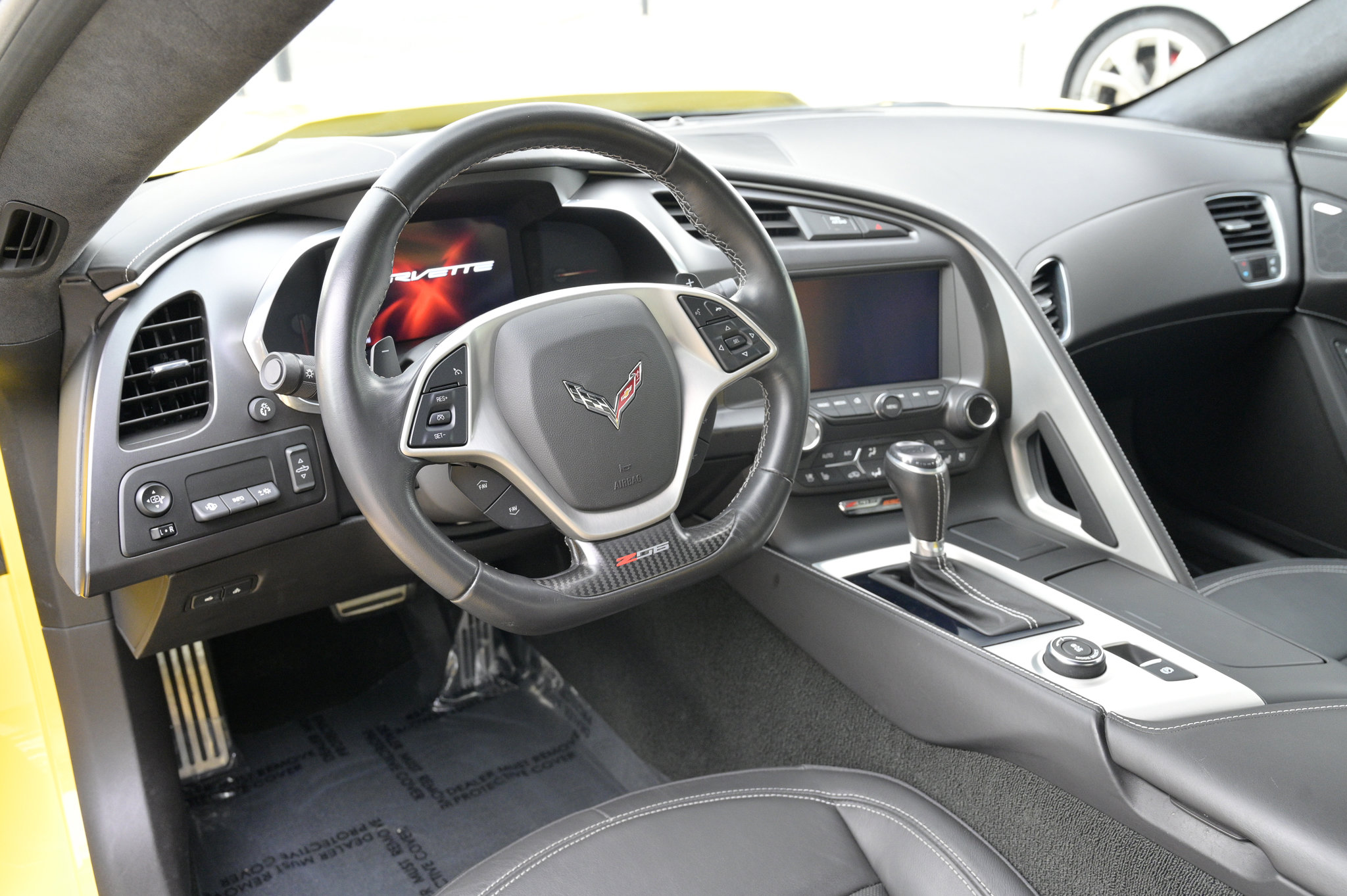 Used 2017 Chevrolet Corvette Z06 image 16