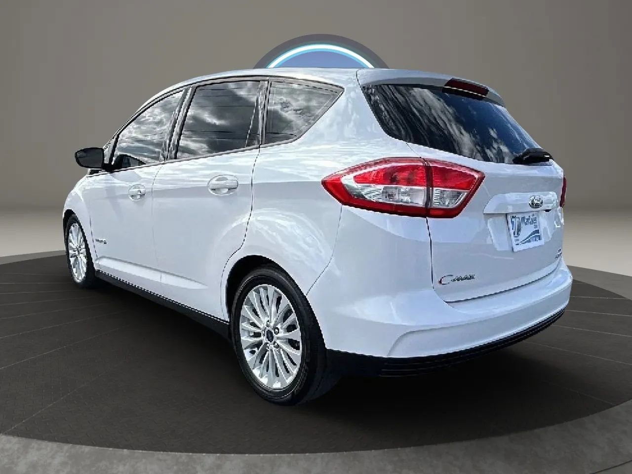 Used 2017 Ford C-MAX SE w/ Interior Protection Package FWD image 13
