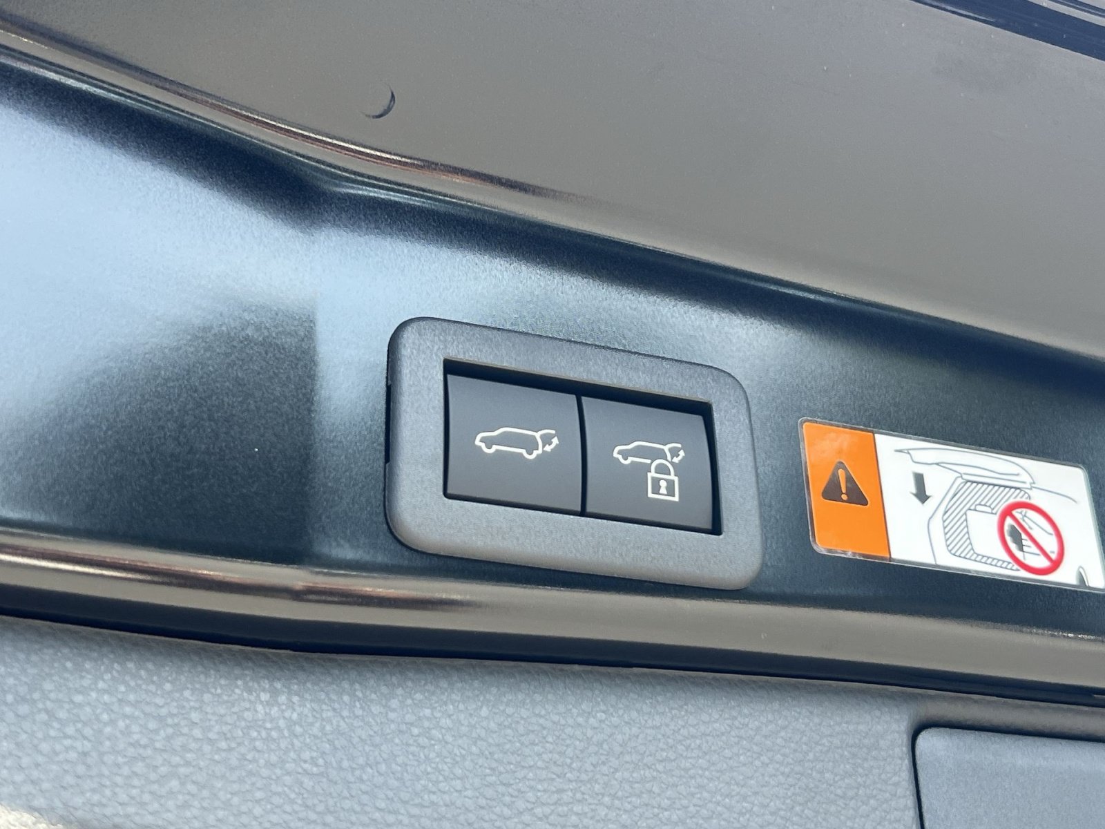 New 2026 Toyota RAV4 XSE AWD/4WD image 21