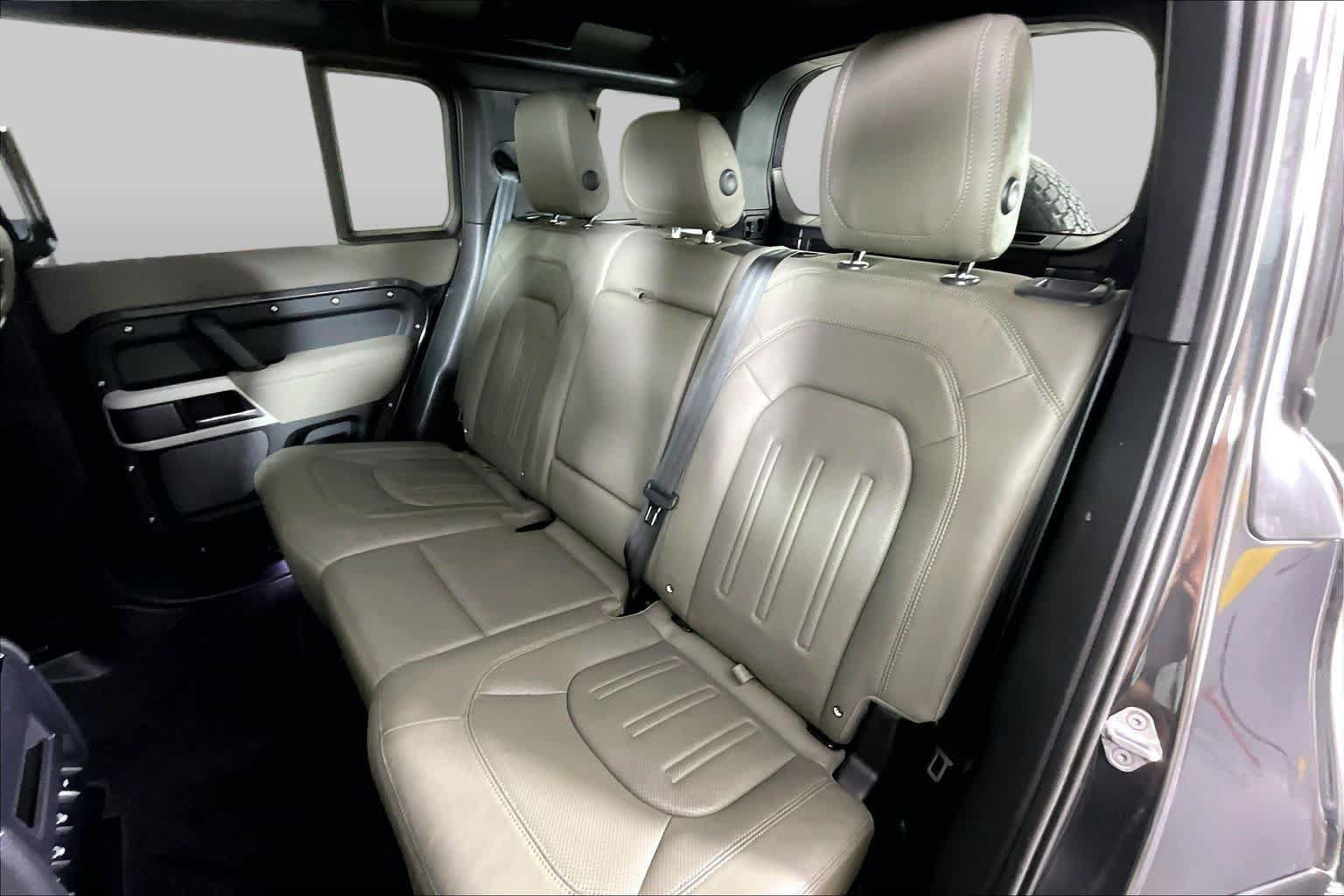 Used 2022 Land Rover Defender 110 S AWD/4WD image 18
