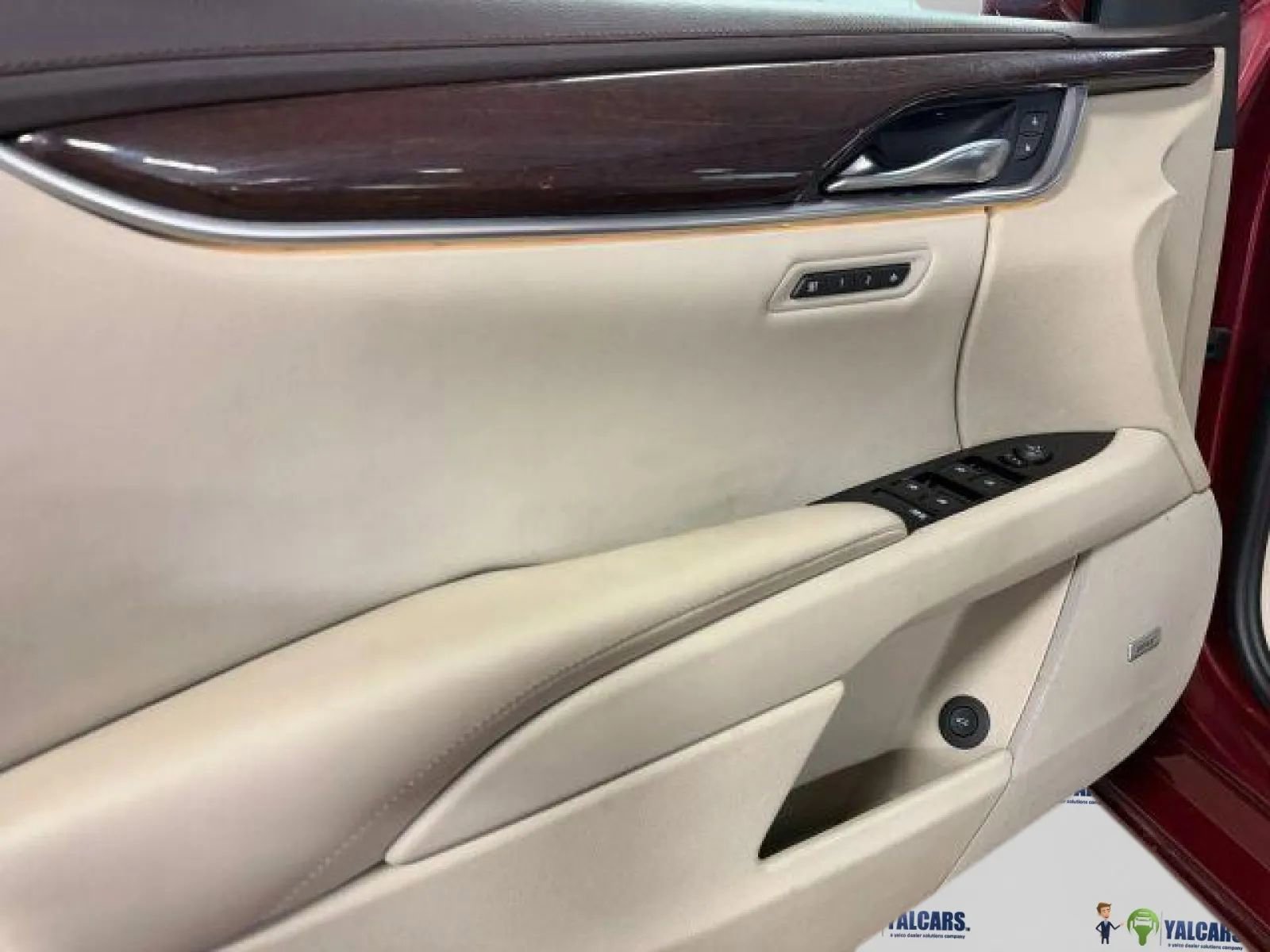 Used 2016 Cadillac XTS Premium image 12