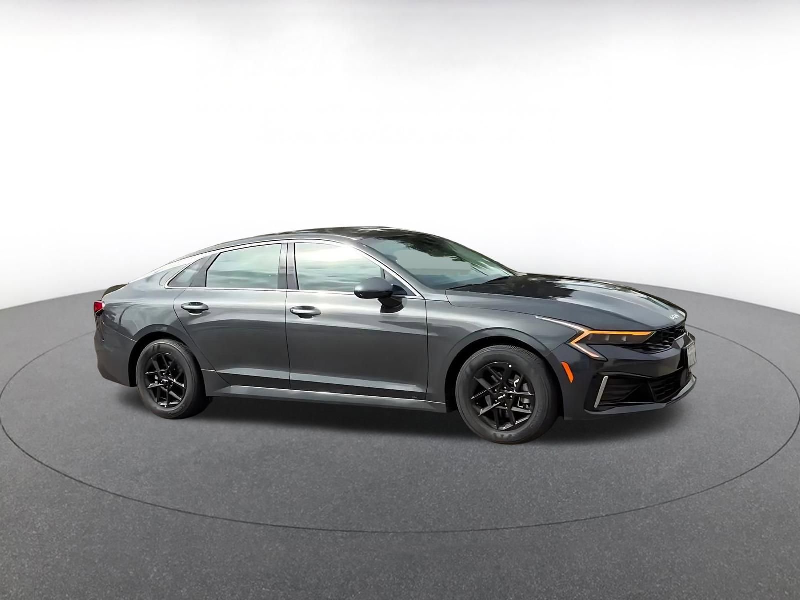 Used 2025 Kia K5 LXS video 2